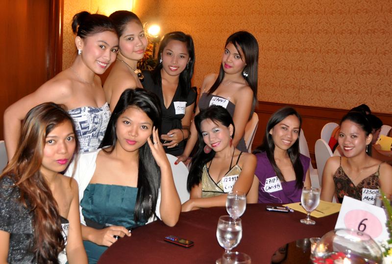 philippine-women-2