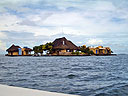 cartagena-women-boat-1104-55